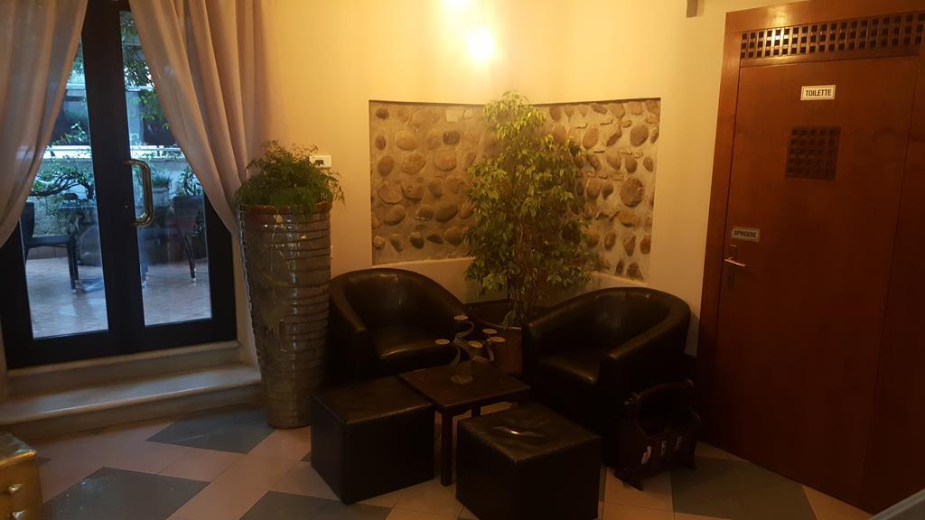 Boutique Hotel Corte Malaspina Castelnuovo del Garda Zewnętrze zdjęcie