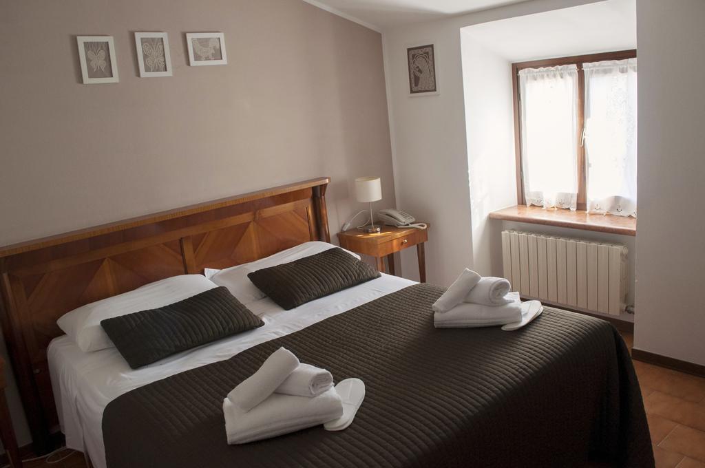 Boutique Hotel Corte Malaspina Castelnuovo del Garda Zewnętrze zdjęcie