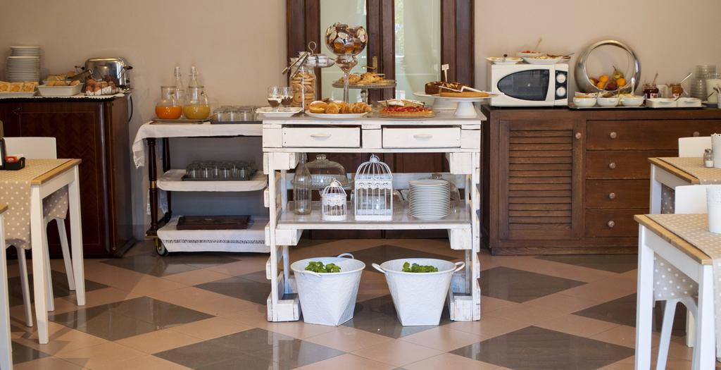 Boutique Hotel Corte Malaspina Castelnuovo del Garda Zewnętrze zdjęcie
