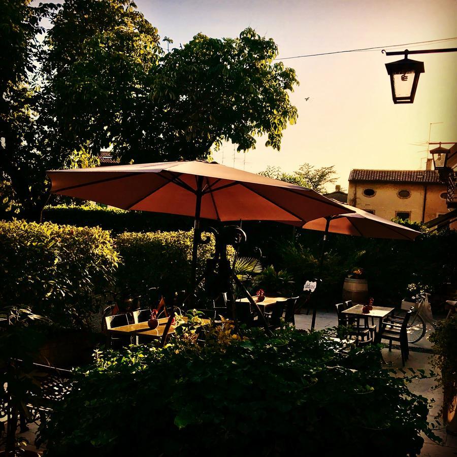 Boutique Hotel Corte Malaspina Castelnuovo del Garda Zewnętrze zdjęcie