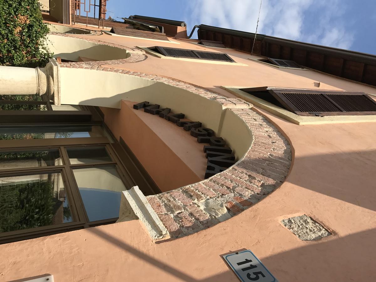 Boutique Hotel Corte Malaspina Castelnuovo del Garda Zewnętrze zdjęcie
